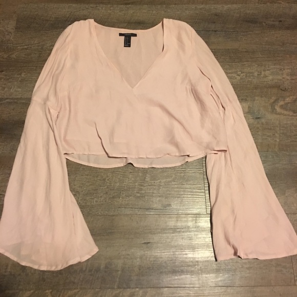 Forever 21 Tops - 💗Forever 21 PINK Crop Long Sleeve Top💗